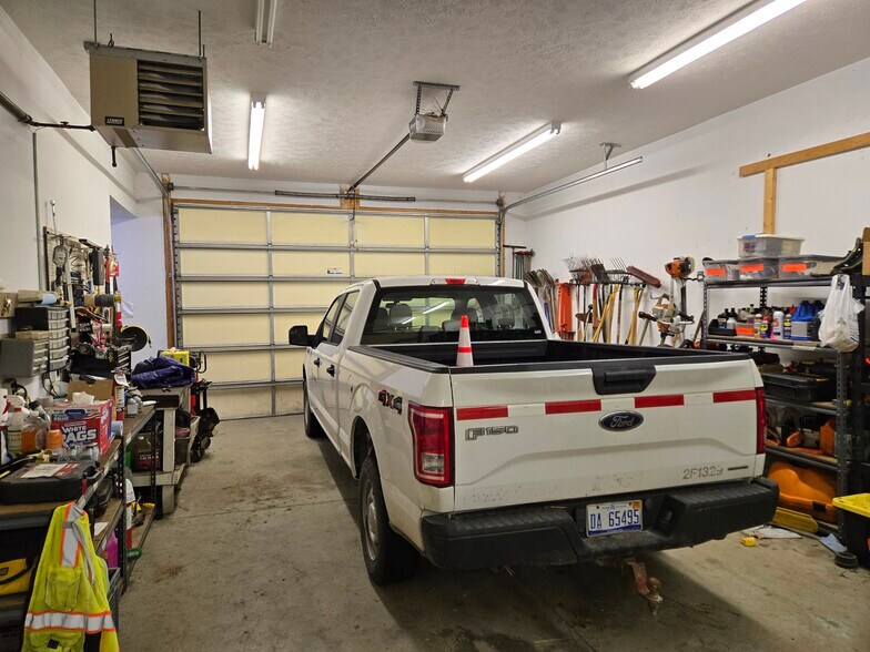 More Photos Of 11181 Marwill Ave, West Olive Office For Sale