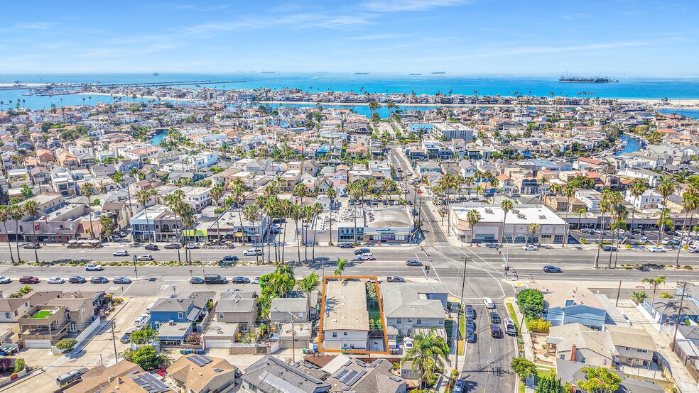 Primary Photo Of 5711 E 2nd St, Long Beach Apartments For Sale
