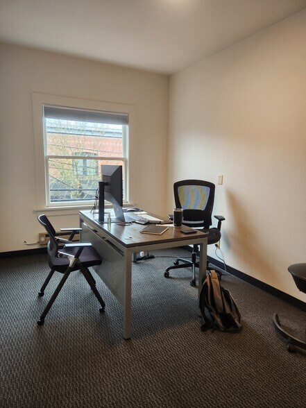 More Photos Of 116-128 Main St, Carlton Storefront Retail Office For Lease