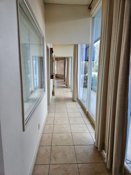 More Photos Of 418 McHenry Ave, Modesto Storefront For Sale