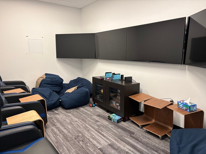 More Photos Of 13693 S 200 W, Draper Office For Lease