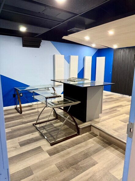 More Photos Of 7929 NE 1st Ave, Miami General Retail For Lease