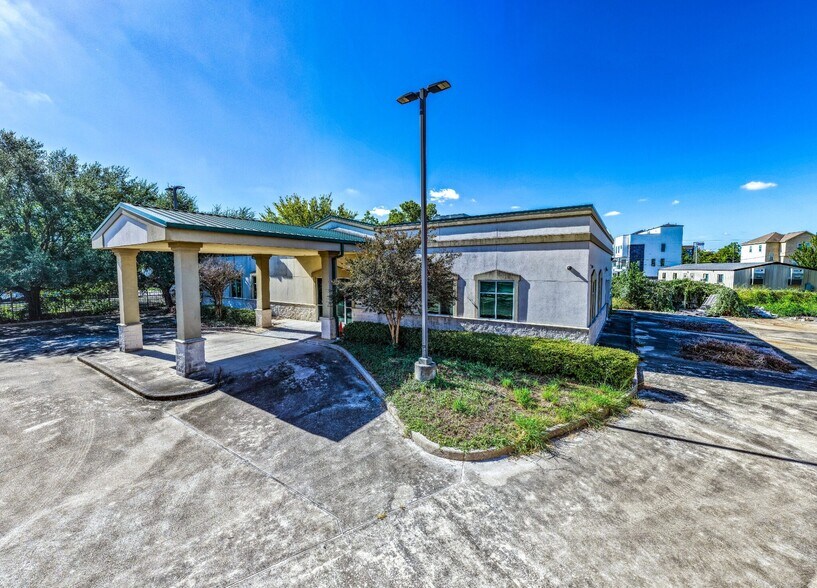 More Photos Of 3150 Polk St, Houston Medical For Sale