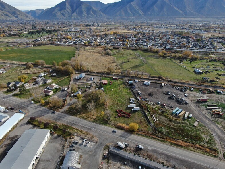 More Photos Of 2095 State st, Springville Land For Lease