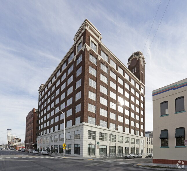 More Photos Of 117 W 20th St, Kansas City Apartments For Lease