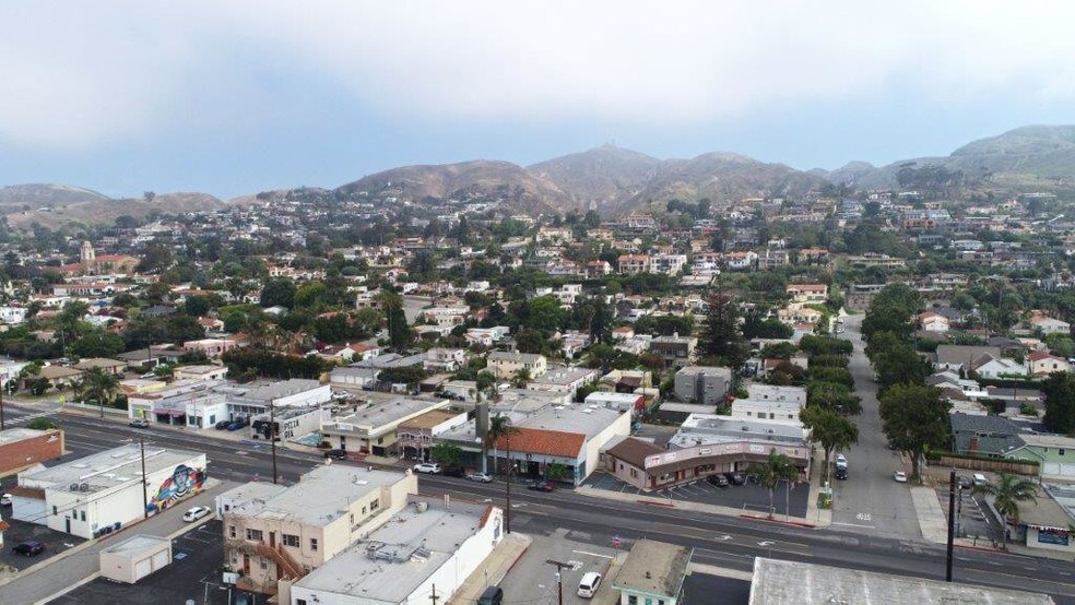More Photos Of 1793 E Main St, Ventura Storefront For Sale