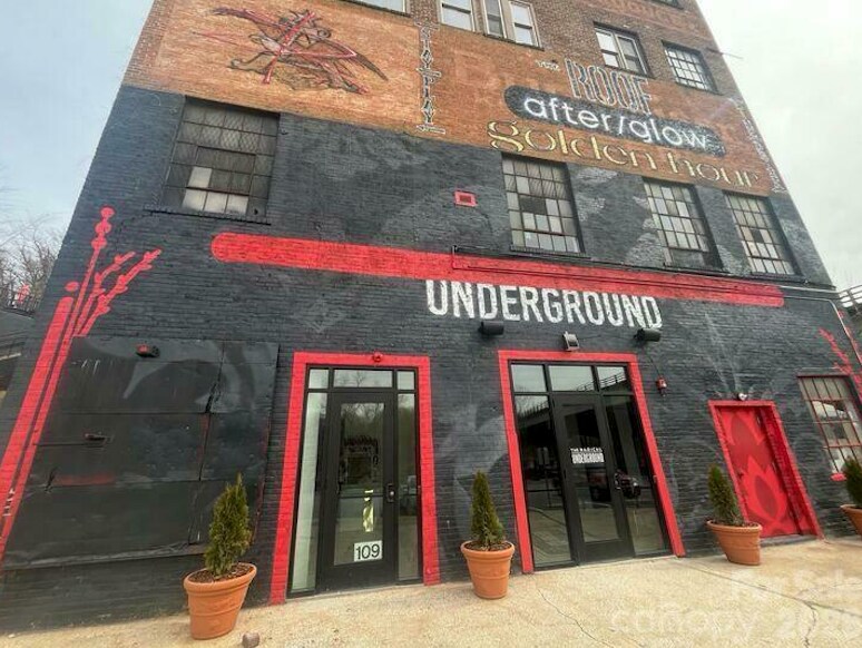 More Photos Of 109 Roberts St, Asheville General Retail For Sale