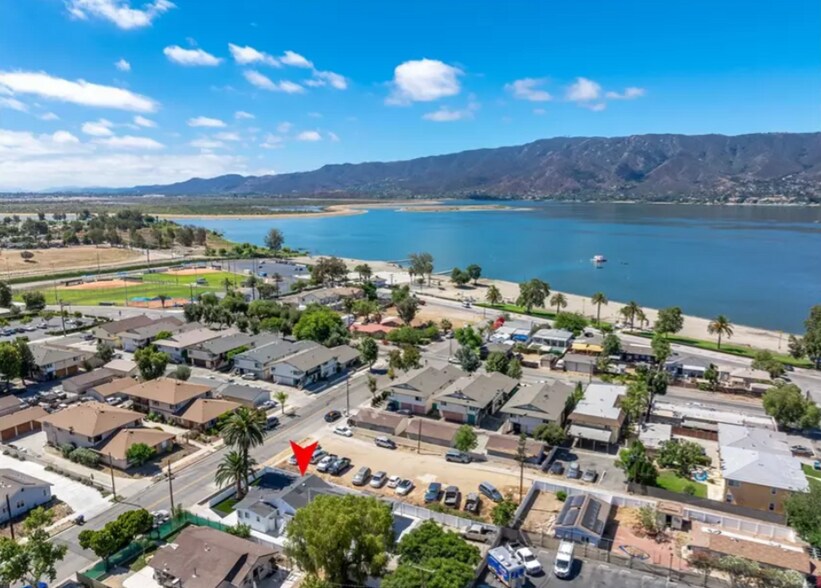 More Photos Of 111 S Lindsay St, Lake Elsinore Apartments For Sale