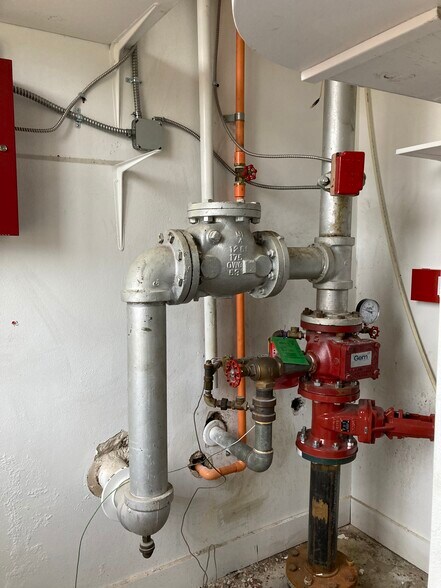 More Photos Of 245 E Adams St, Jacksonville Loft Creative Space For Lease