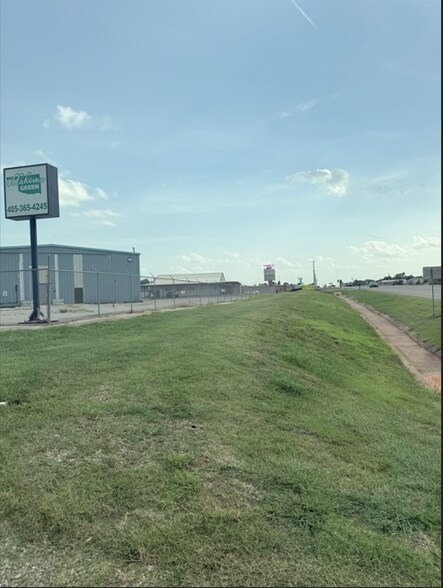 More Photos Of 818 W Veterans Memorial Hwy, Blanchard Industrial For Sale