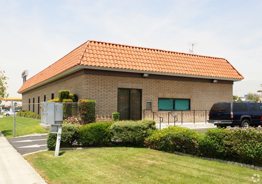 More Photos Of 9699 Sierra Ave, Fontana Freestanding For Sale