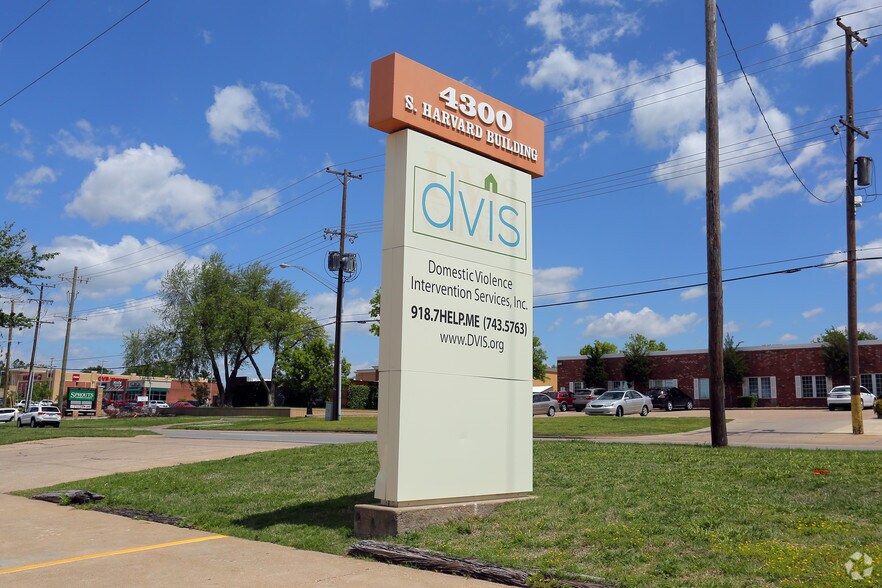 More Photos Of 4300 S Harvard Ave, Tulsa Medical For Lease