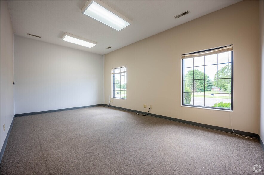 More Photos Of 7845-7857 Waverly Rd, Martinsville Medical For Sale