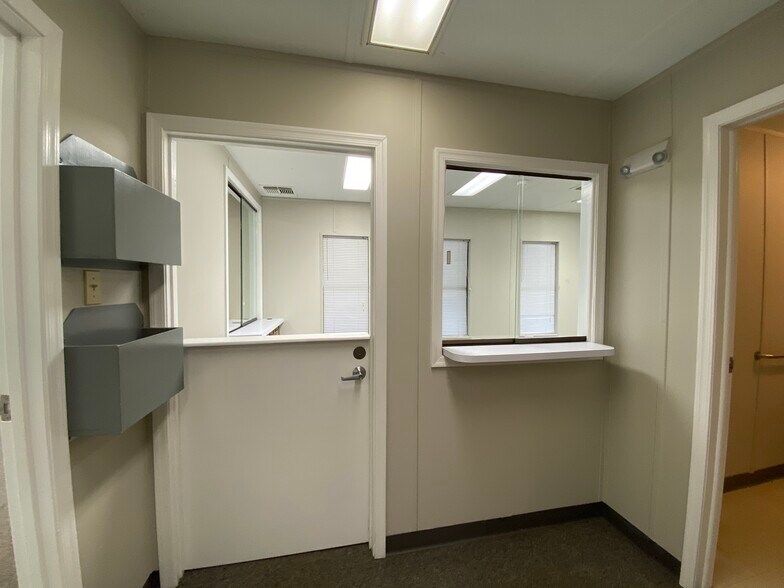 More Photos Of 1008 Dickerson Dr, Jasper Land For Lease