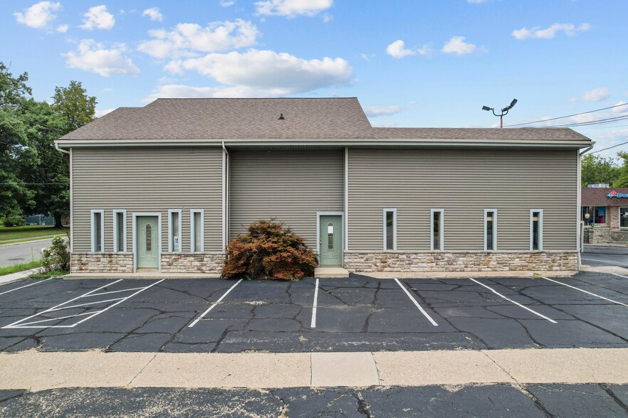 Primary Photo Of 100 E Plane St, Bethel Office Residential For Lease