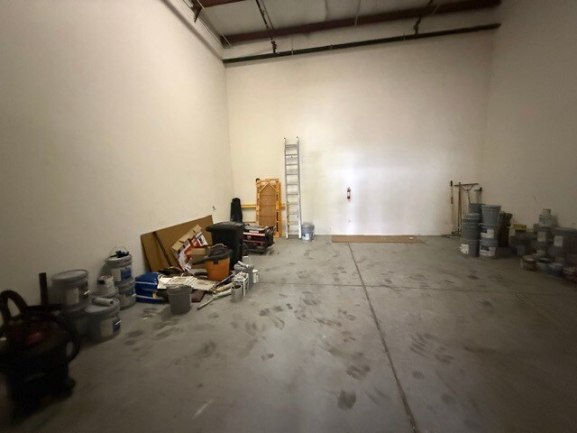 More Photos Of 1090 Innovation Ave, North Port Flex For Sale