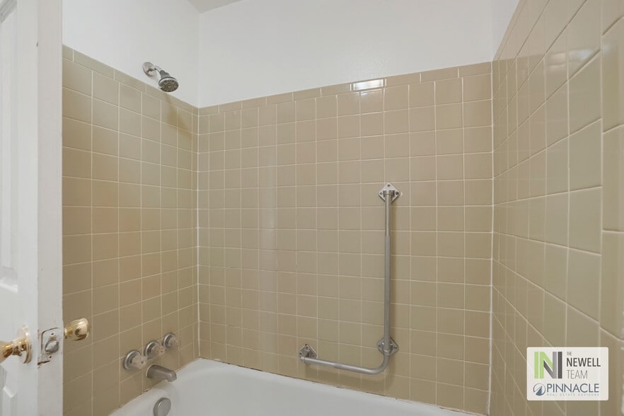 More Photos Of 1744 Boston St, Aurora Apartments For Sale