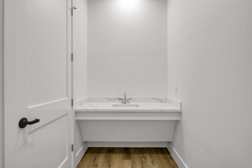 More Photos Of 18930 Kuykendahl Rd, Spring Medical For Lease