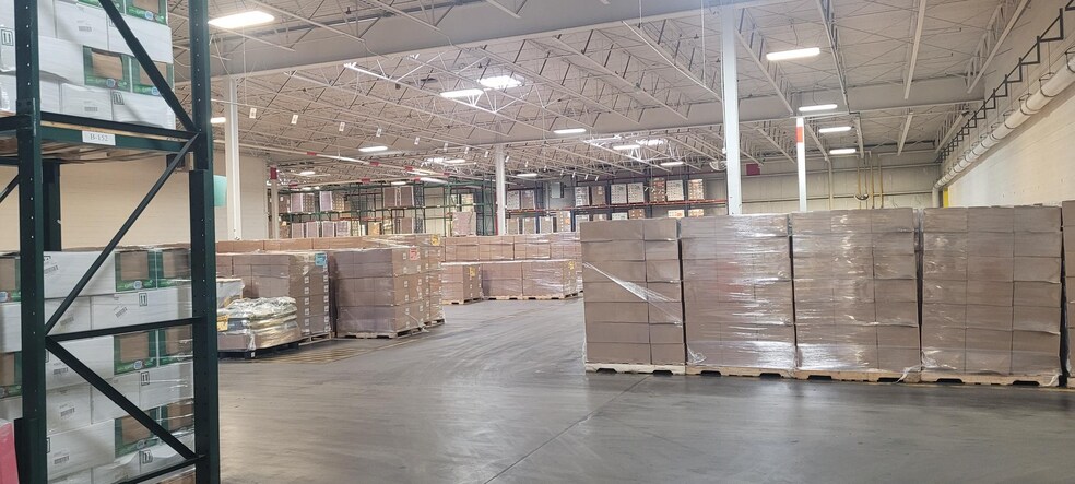 More Photos Of 190 Walnut Ln, Pottsville Warehouse For Lease