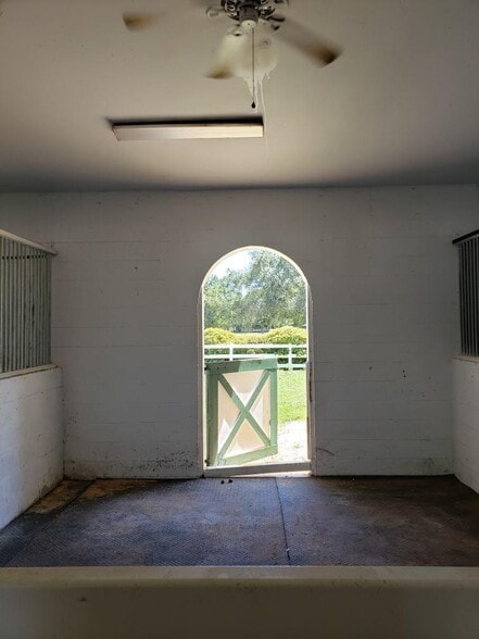 Primary Photo Of 13880 Stirling Rd, Southwest Ranches Specialty For Lease