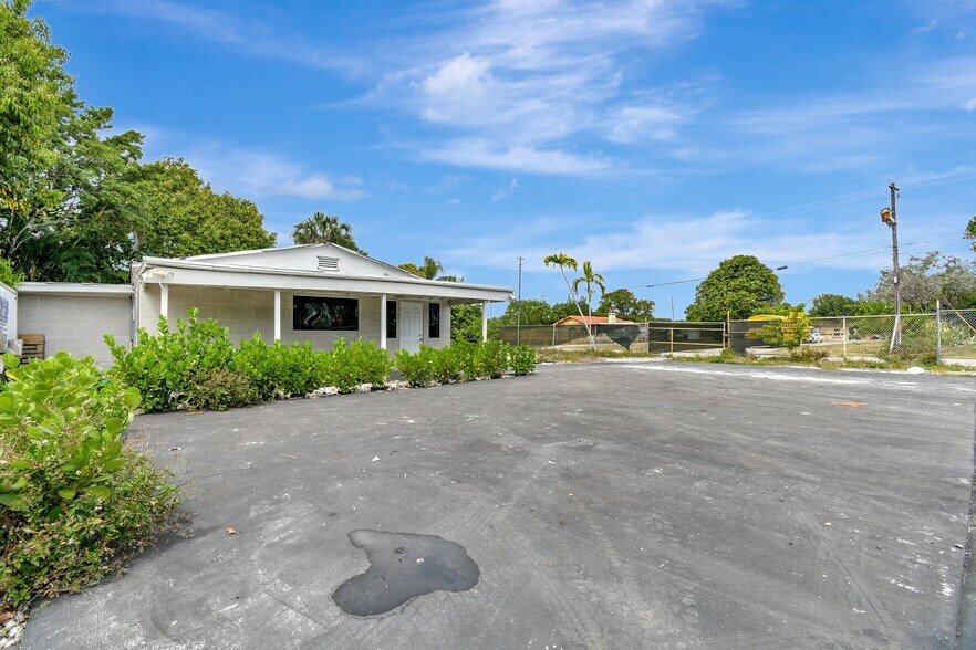 More Photos Of 2160 NW 24th St, Fort Lauderdale Land For Sale