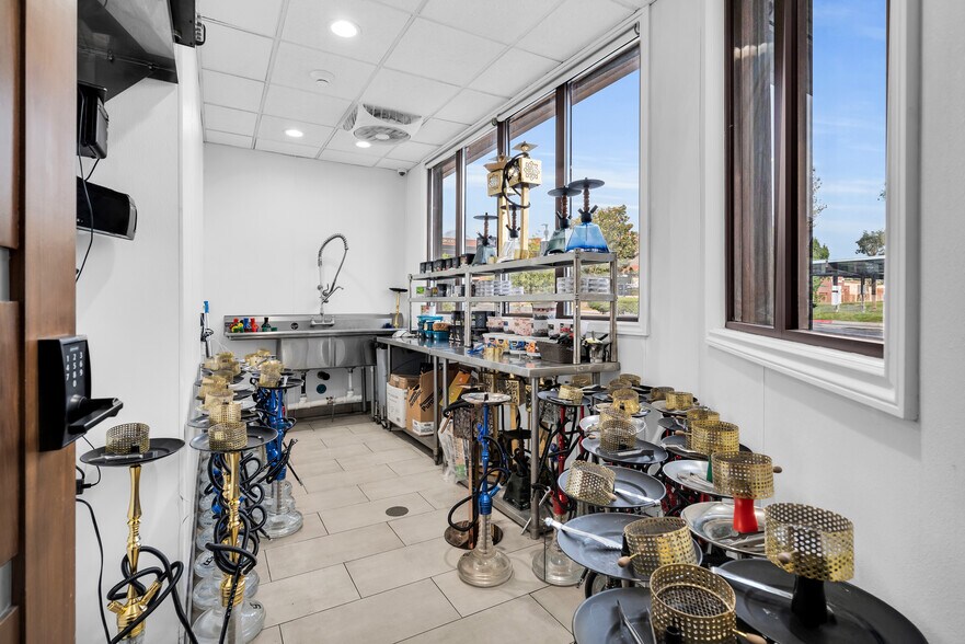 More Photos Of 345 W Foothill Blvd, Upland Restaurant For Sale