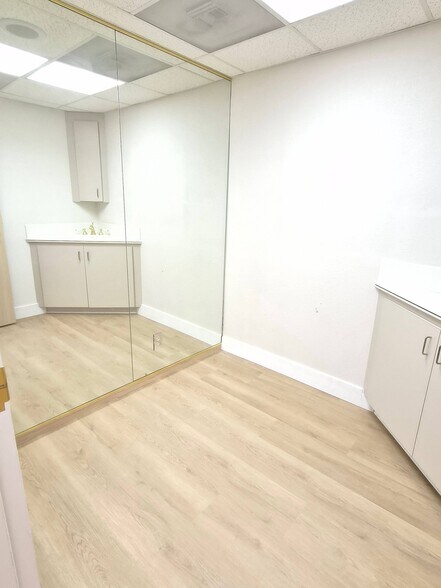 More Photos Of 1320 Apple Ave, Hayward Medical For Lease