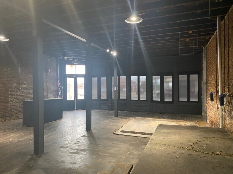 More Photos Of 613-615 Jefferson St, Natchez Restaurant For Sale