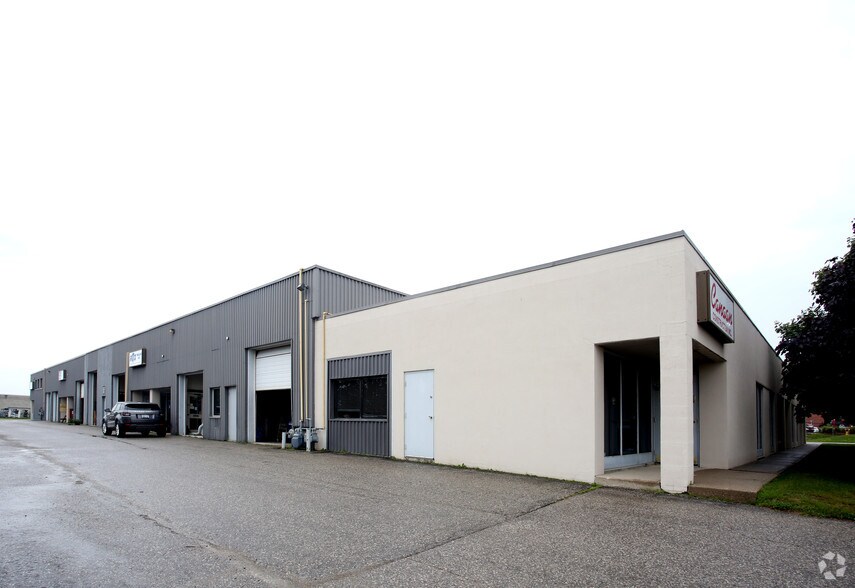 More Photos Of 685 Speedvale Ave W, Guelph Warehouse For Lease