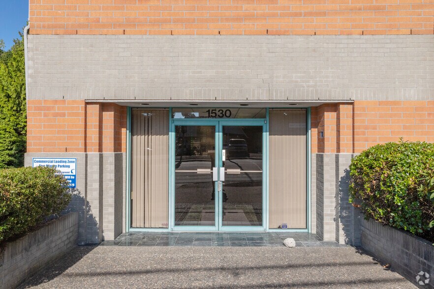 More Photos Of 1530 56th St, Delta Office For Lease