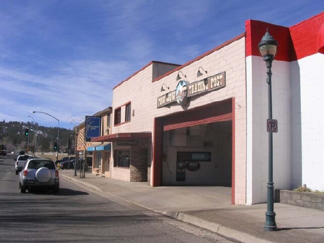 More Photos Of 118 W Route 66, Flagstaff General Retail For Lease