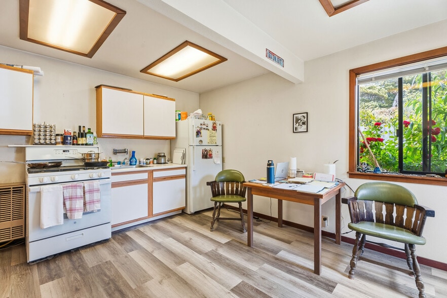 More Photos Of 23800 N Highway 1, Fort Bragg Apartments For Sale