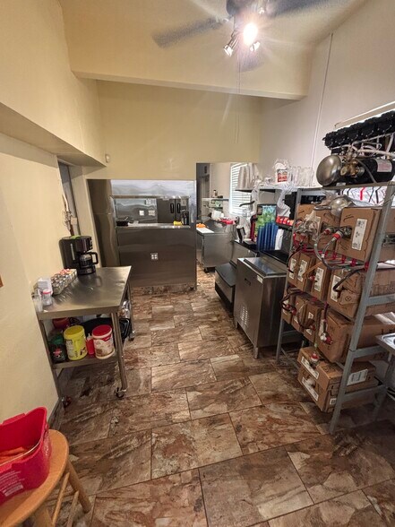 More Photos Of 119 E Speedway Blvd, Tucson Restaurant For Sale
