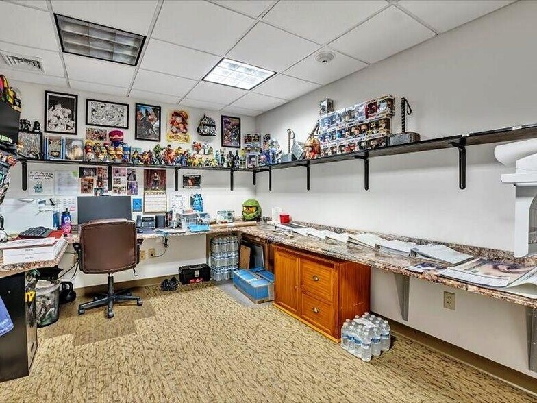 More Photos Of 6 Country Club Rd, West Oneonta Office For Sale