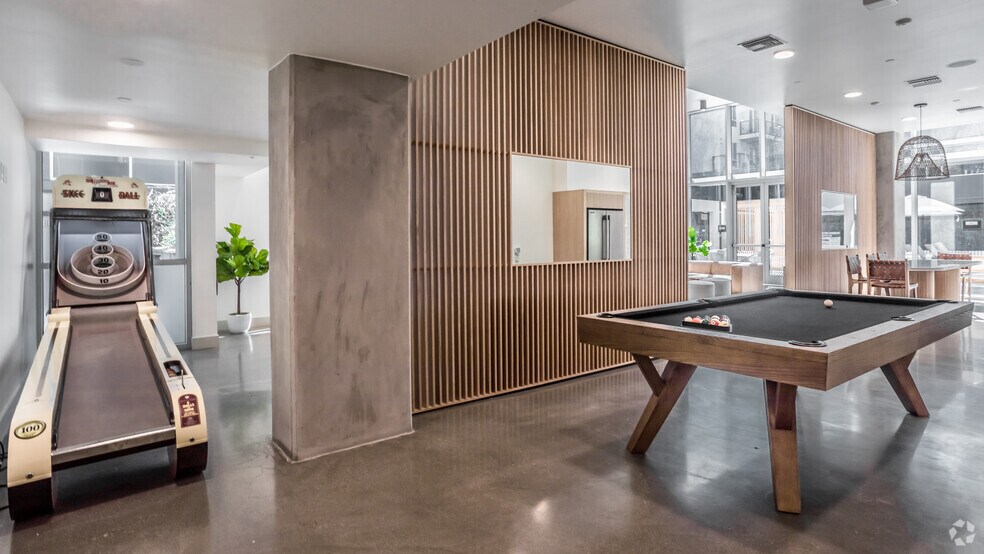 More Photos Of 1120 W 6th St, Los Angeles Apartments For Lease