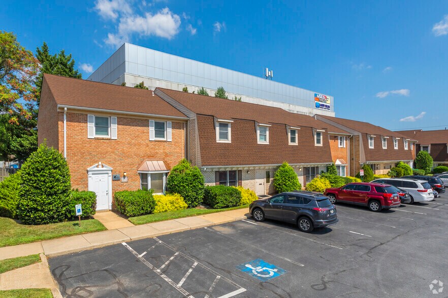 More Photos Of 751 Rockville Pike, Rockville Medical For Sale
