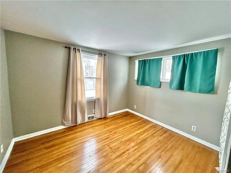 More Photos Of 510 Tacoma Ave, Buffalo Apartments For Sale