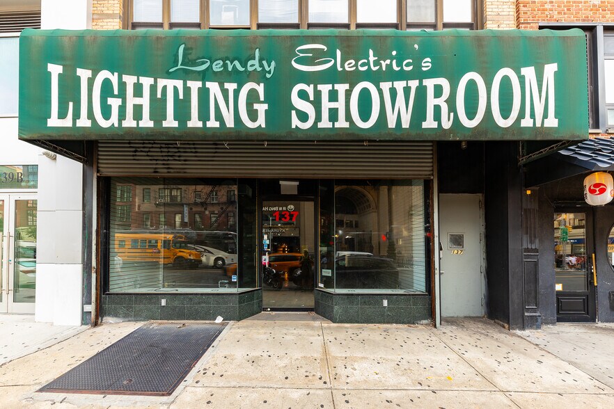 Primary Photo Of 137 Bowery, New York Storefront Retail Residential For Lease