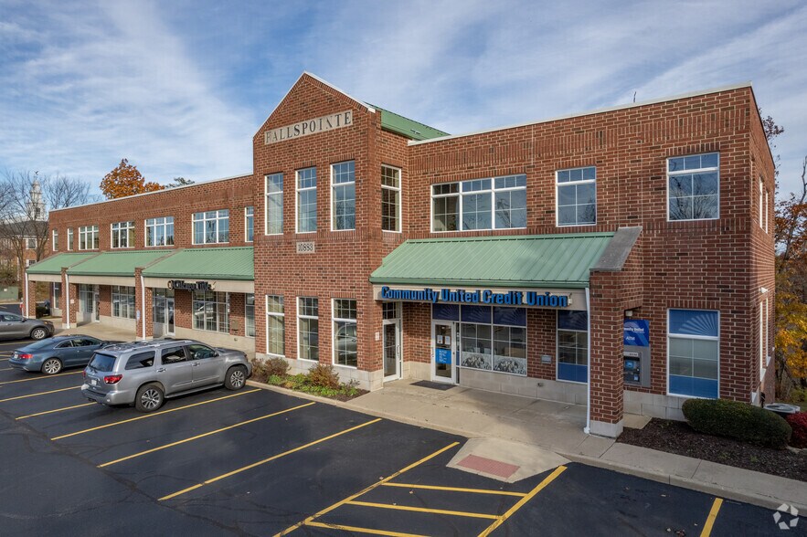 More Photos Of 10883 Pearl Rd, Strongsville Office For Lease