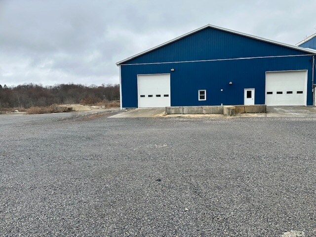More Photos Of 970 Mercer Rd, Franklin Warehouse For Lease