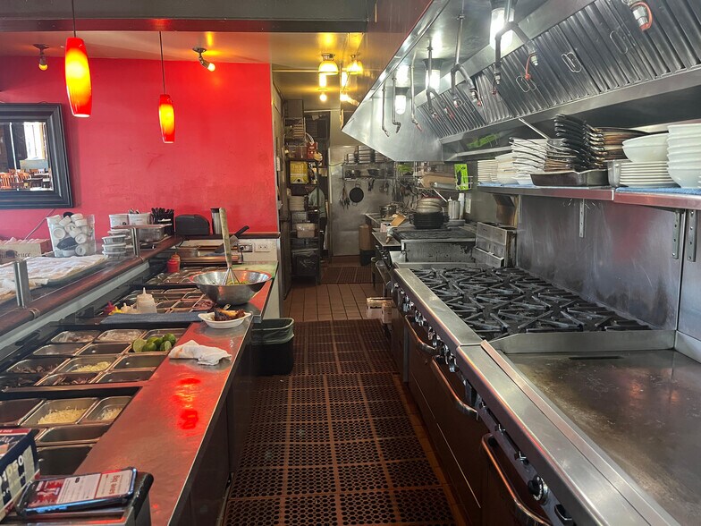 More Photos Of 1501 Solano Ave, Albany Restaurant For Lease
