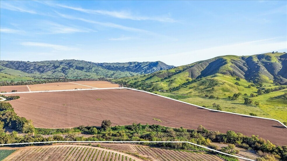 More Photos Of 0 Walnut Ave, Hollister Land For Sale