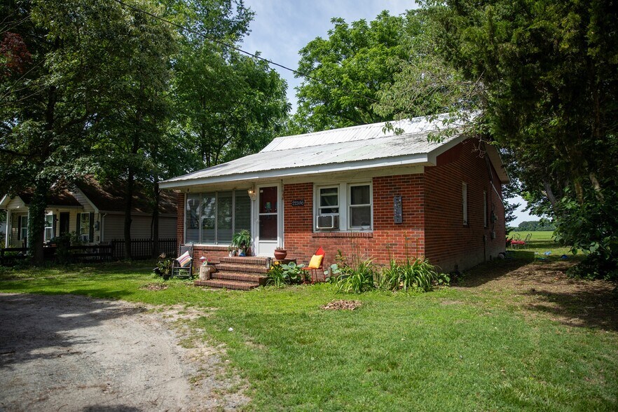 More Photos Of 22572 Bridgeville Hwy, Seaford Auto Dealership For Sale