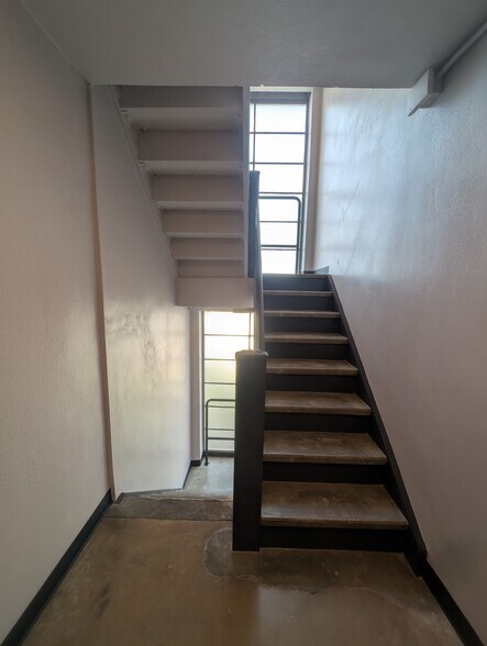 More Photos Of 219 N Main St, Bryan Office For Lease