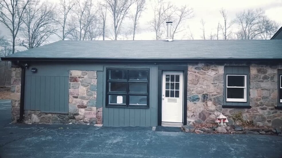 Primary Photo Of 53 Estrada Rd, Central Valley Warehouse For Lease