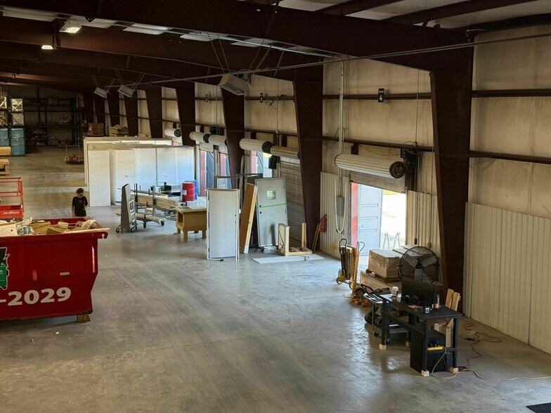 More Photos Of 19042 Lawrence 1240, Marionville Industrial For Sale
