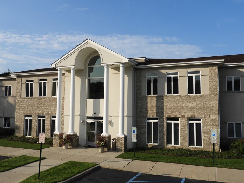 More Photos Of 2421 Atlantic Ave, Manasquan Office For Lease