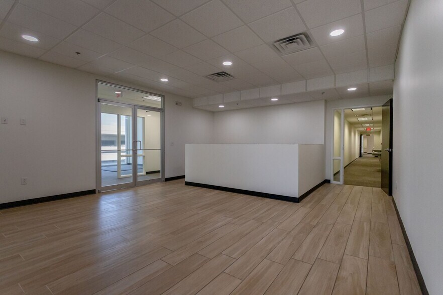 More Photos Of 301 Main St, Little Rock Office For Lease