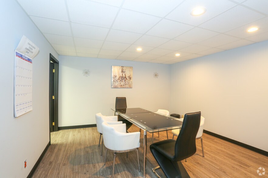 More Photos Of 10144 N Port Washington Rd, Mequon Loft Creative Space For Lease
