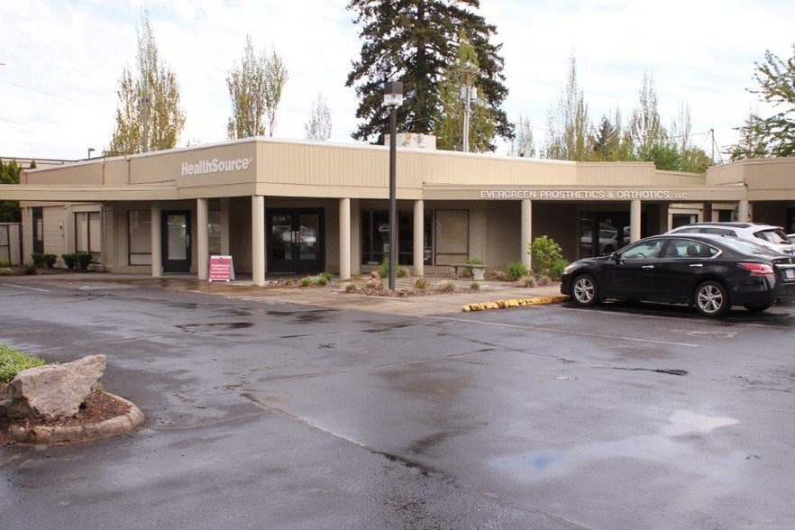 Primary Photo Of 862 SE Oak St, Hillsboro Medical For Lease